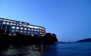 Toba Grand Hotel 3*