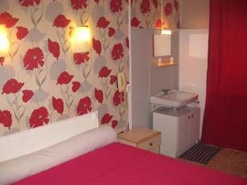 Hotel Le Parisien 0*