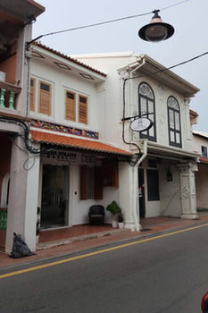 Heeren Straits Hotel 3*