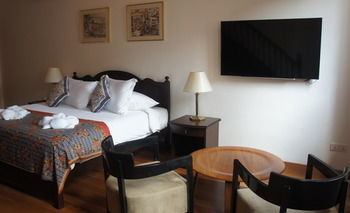 Heeren Straits Hotel 3*