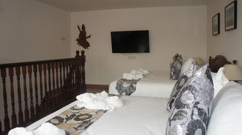 Heeren Straits Hotel 3*