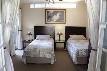 Margaret's Place 3*