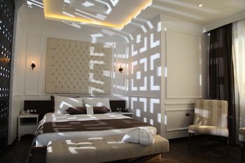 North Point Hotel 0*