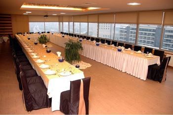 North Point Hotel 0*