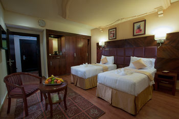 OYO 372 Nawazi Watheer Hotel 3*