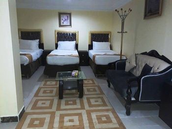 Al Tawfiq Plaza Hotel 1*