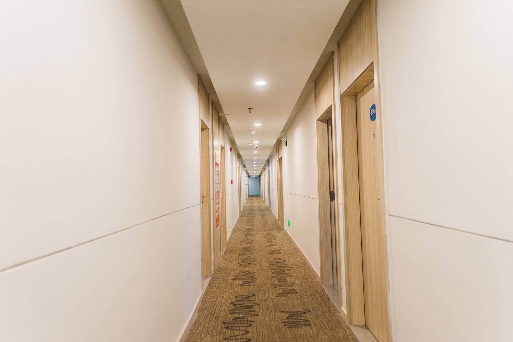 HanTing Hotel (Wuxi East Station) 2*