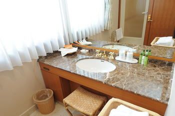 Hotel Racine Sinmaebashi 3*