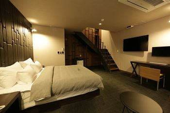Louis Boutique Hotel 3*
