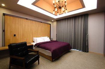 Louis Boutique Hotel 3*