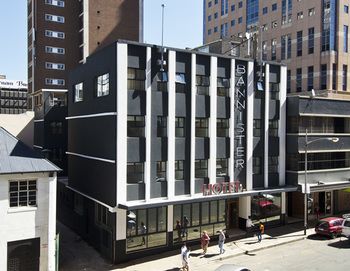 Bannister Hotel 3*