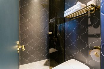 H Avenue Hotel Kondae 3*