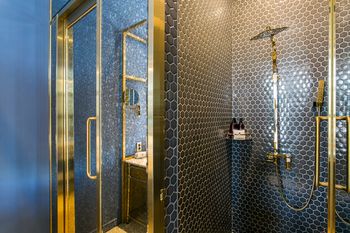 H Avenue Hotel Kondae 3*