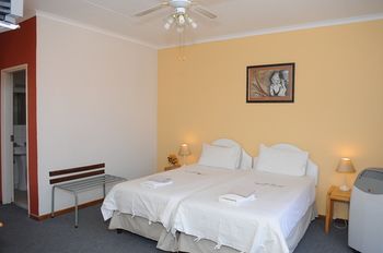 Hotel Uhland 3*