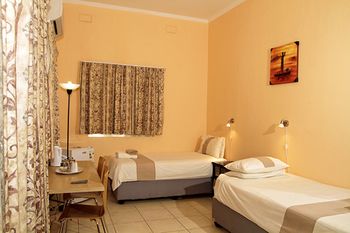 Hotel Uhland 3*