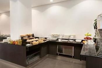 Ramada Encore by Wyndham Al Khobar Olaya 3*
