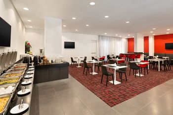 Ramada Encore by Wyndham Al Khobar Olaya 3*