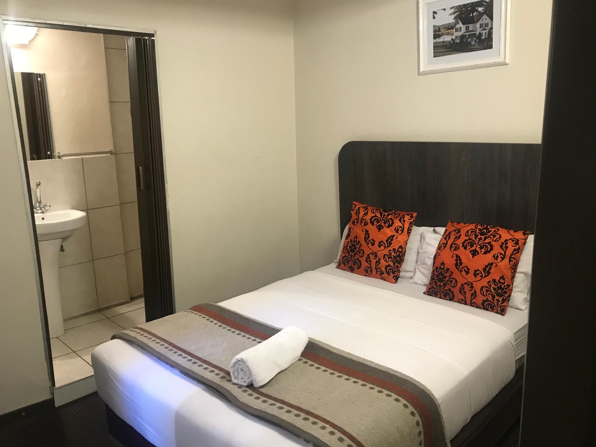 Businessburg Hotel 3*