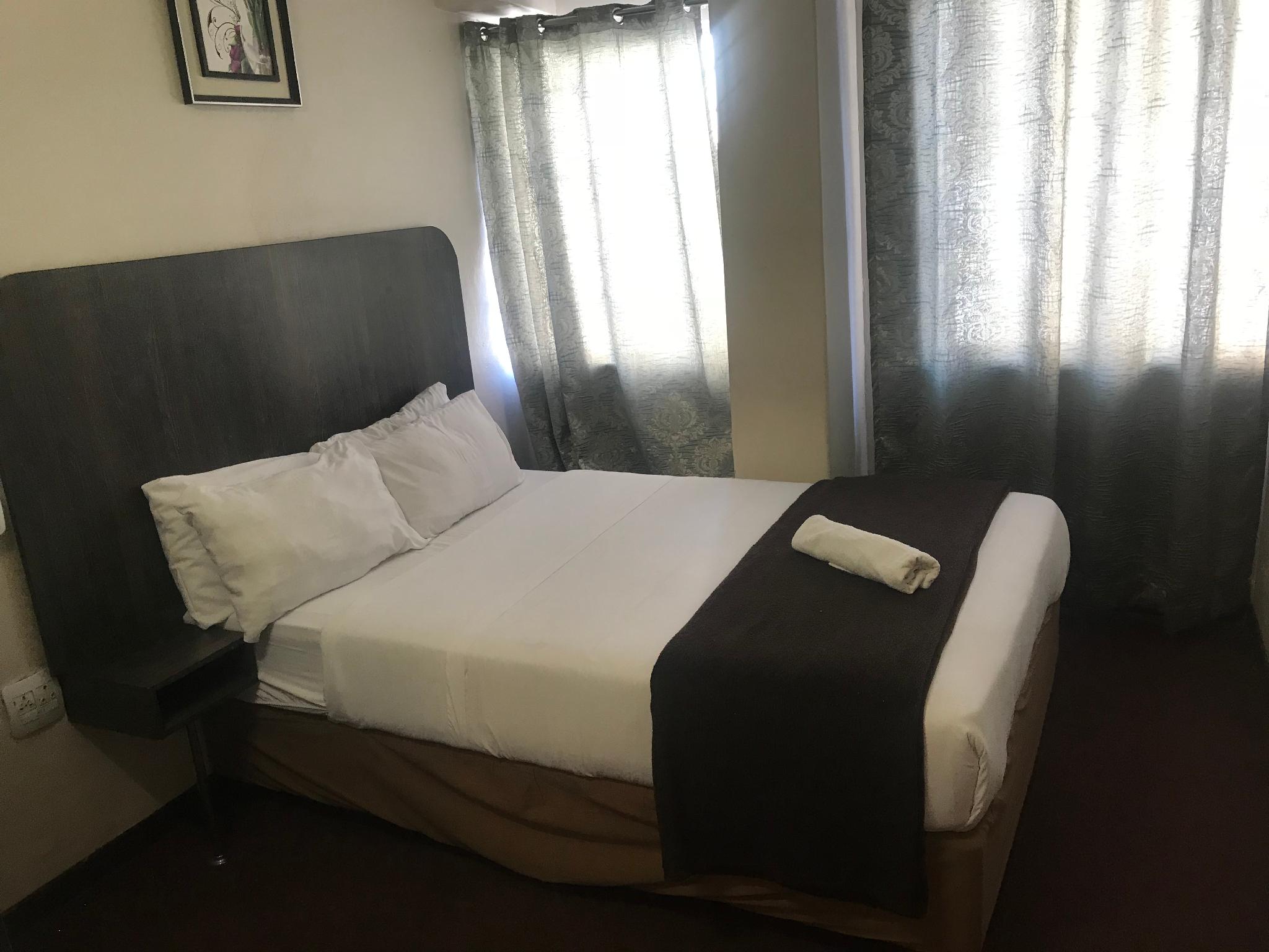 Businessburg Hotel 3*