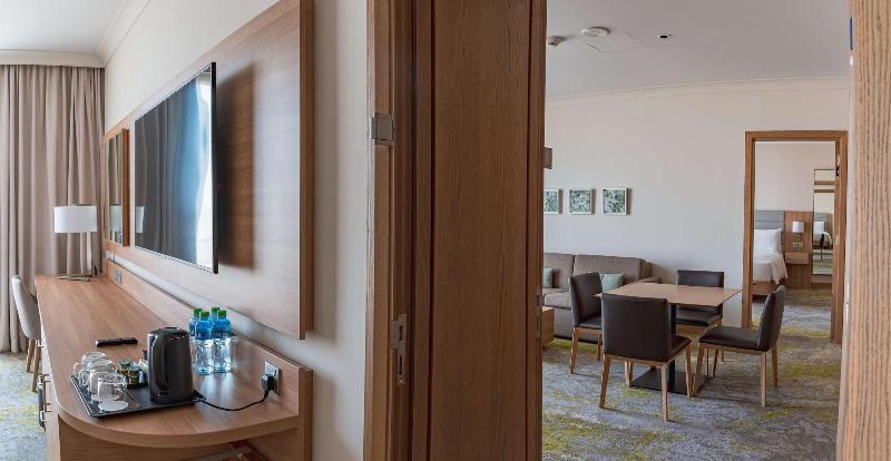 Hilton Garden Inn Kuwait 4*