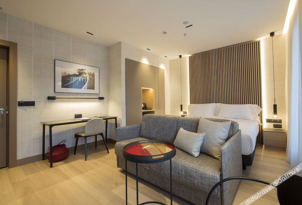 Hotel Zenit Convento San Martin 4*