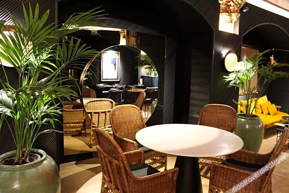 Hotel Zenit Convento San Martin 4*