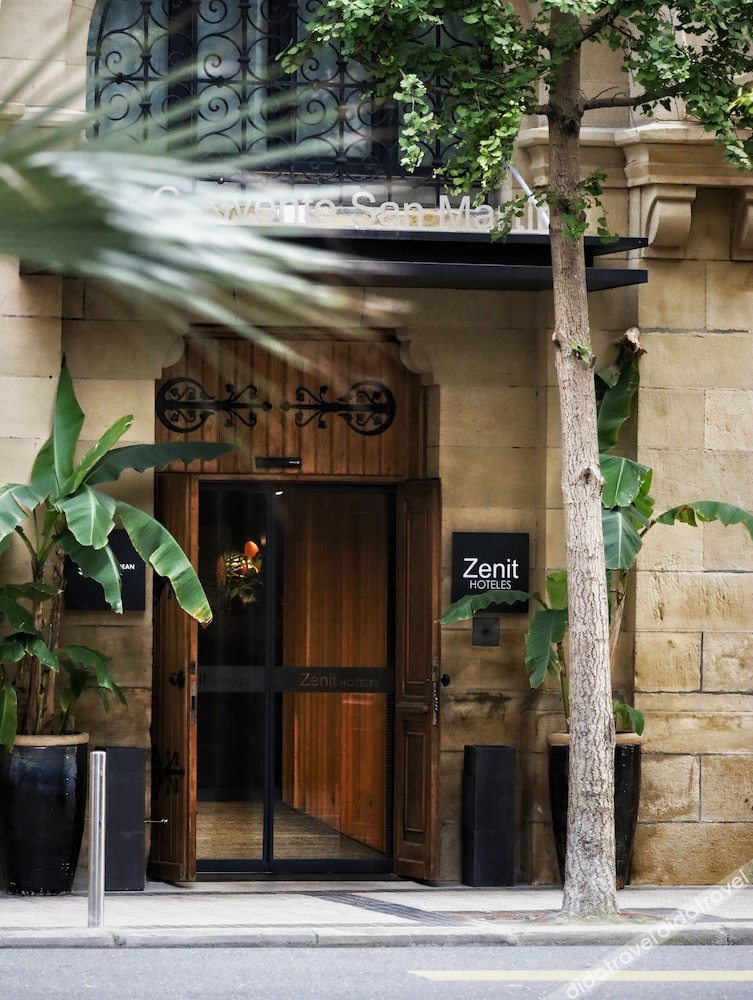 Hotel Zenit Convento San Martin 4*