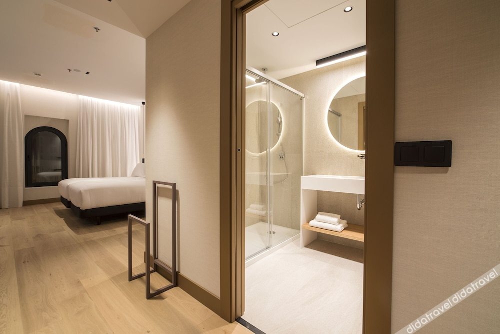 Hotel Zenit Convento San Martin 4*
