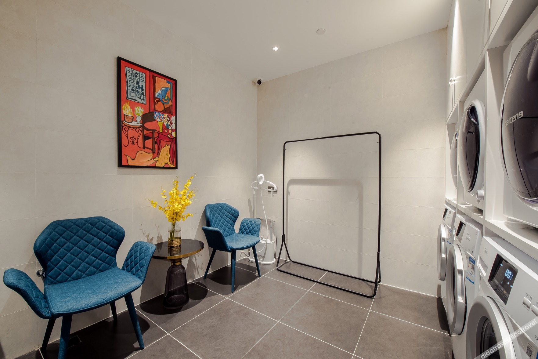 HEONIC ART WELLNESS HOTEL & SUITES - Signature Family Suites - Cat Therapy - Aesop SPA 3*
