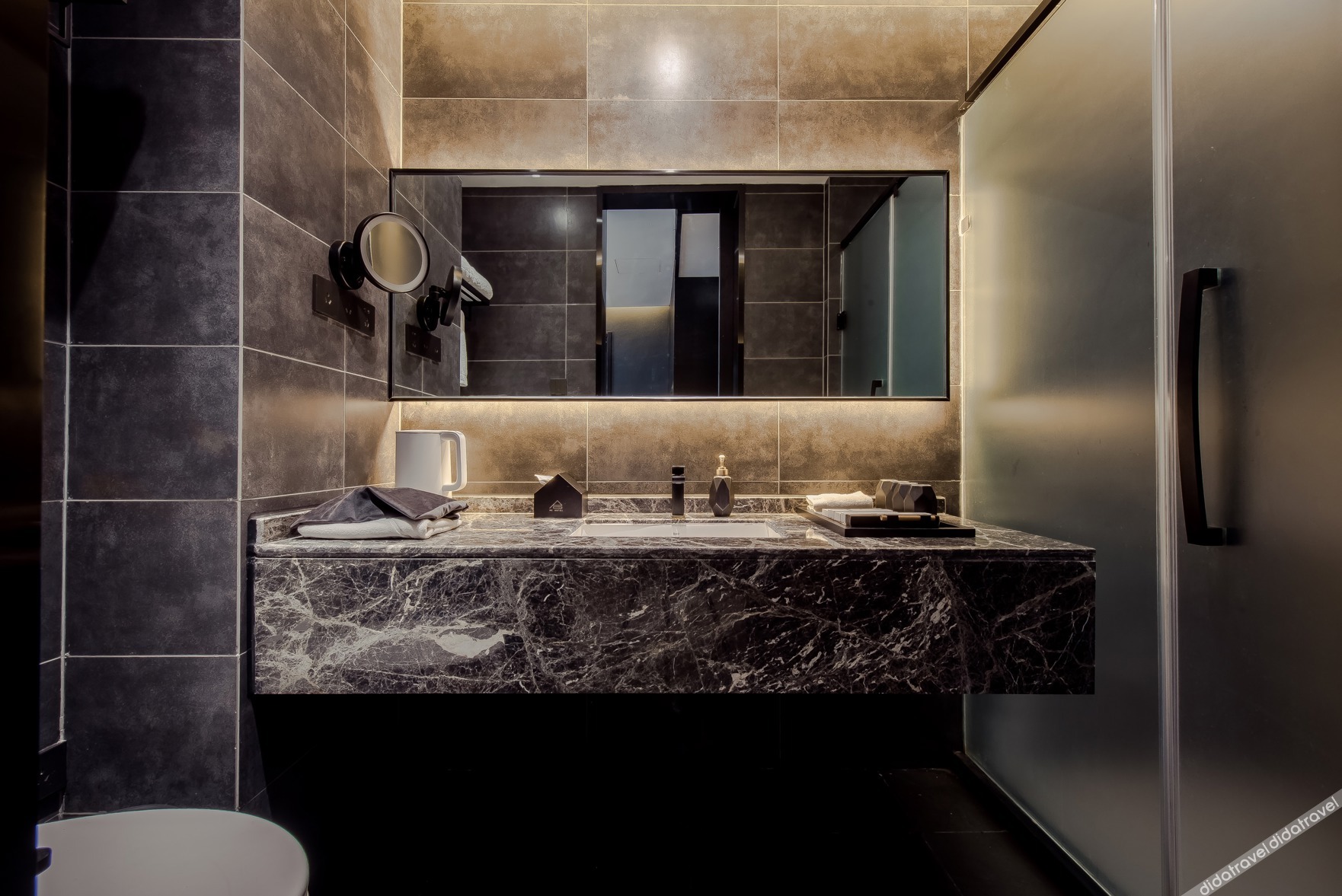HEONIC ART WELLNESS HOTEL & SUITES - Signature Family Suites - Cat Therapy - Aesop SPA 3*