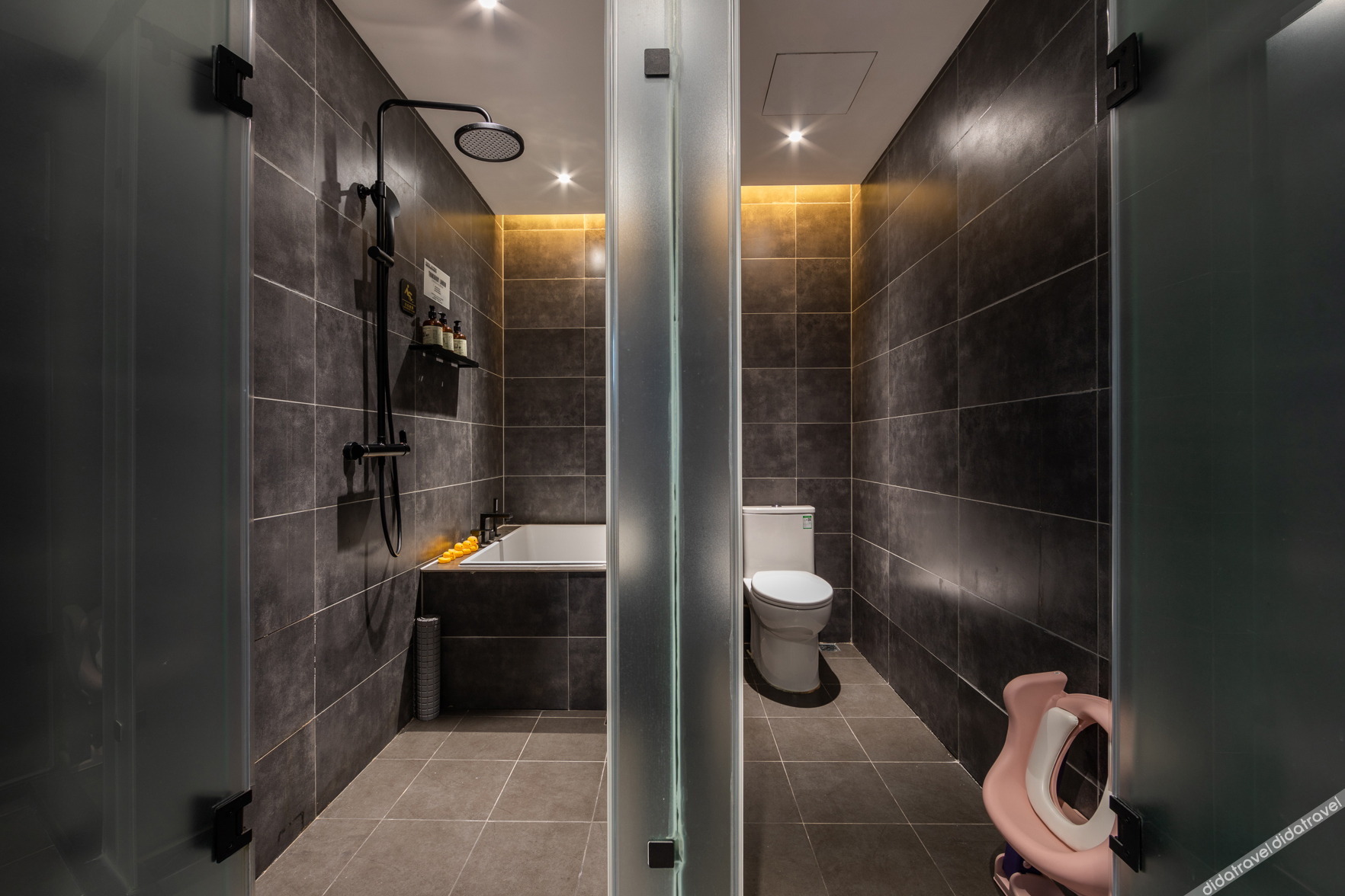 HEONIC ART WELLNESS HOTEL & SUITES - Signature Family Suites - Cat Therapy - Aesop SPA 3*