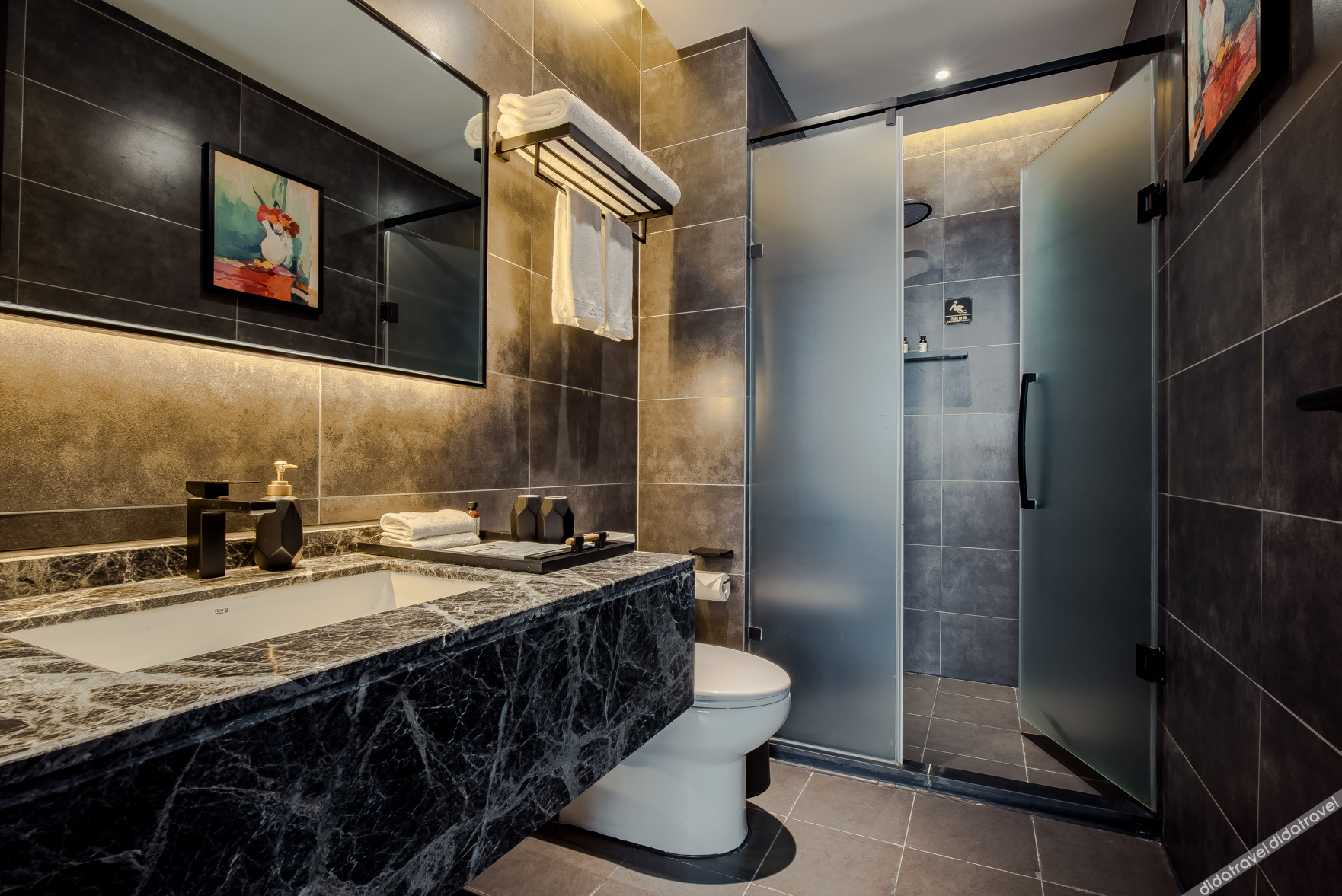 HEONIC ART WELLNESS HOTEL & SUITES - Signature Family Suites - Cat Therapy - Aesop SPA 3*