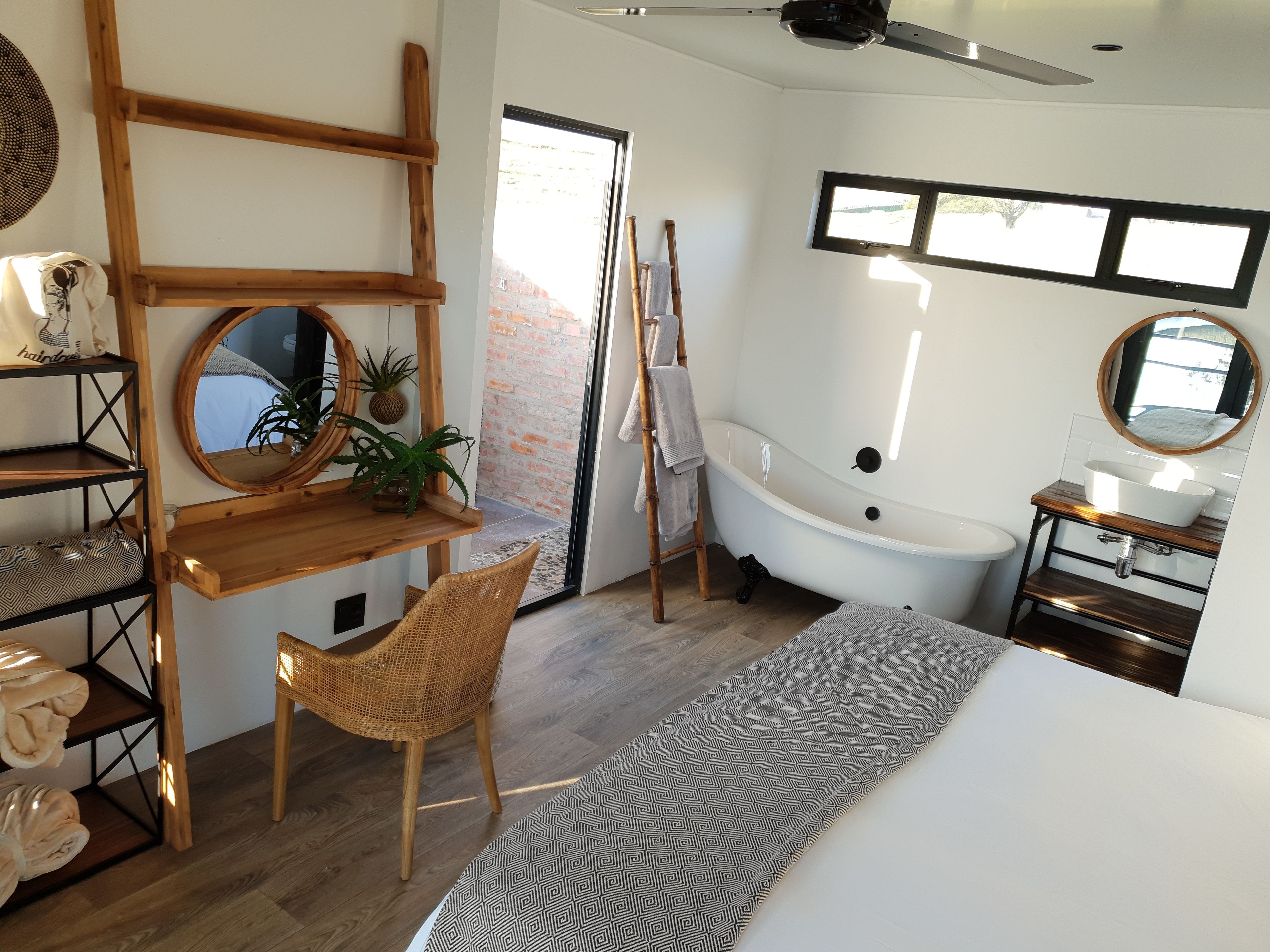 Buff & Fellow Eco Cabins 0*