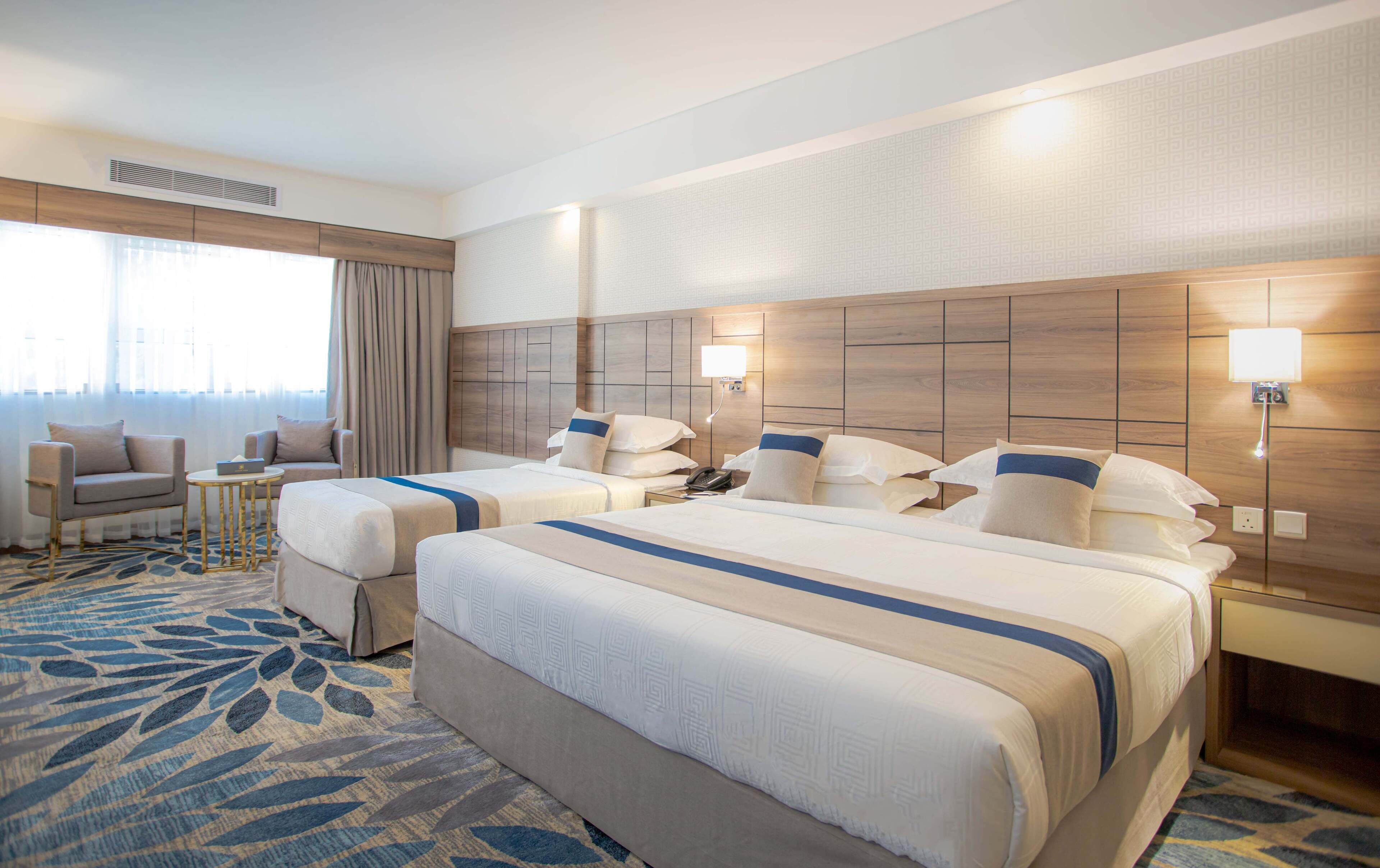 Season Star Hotel 0*