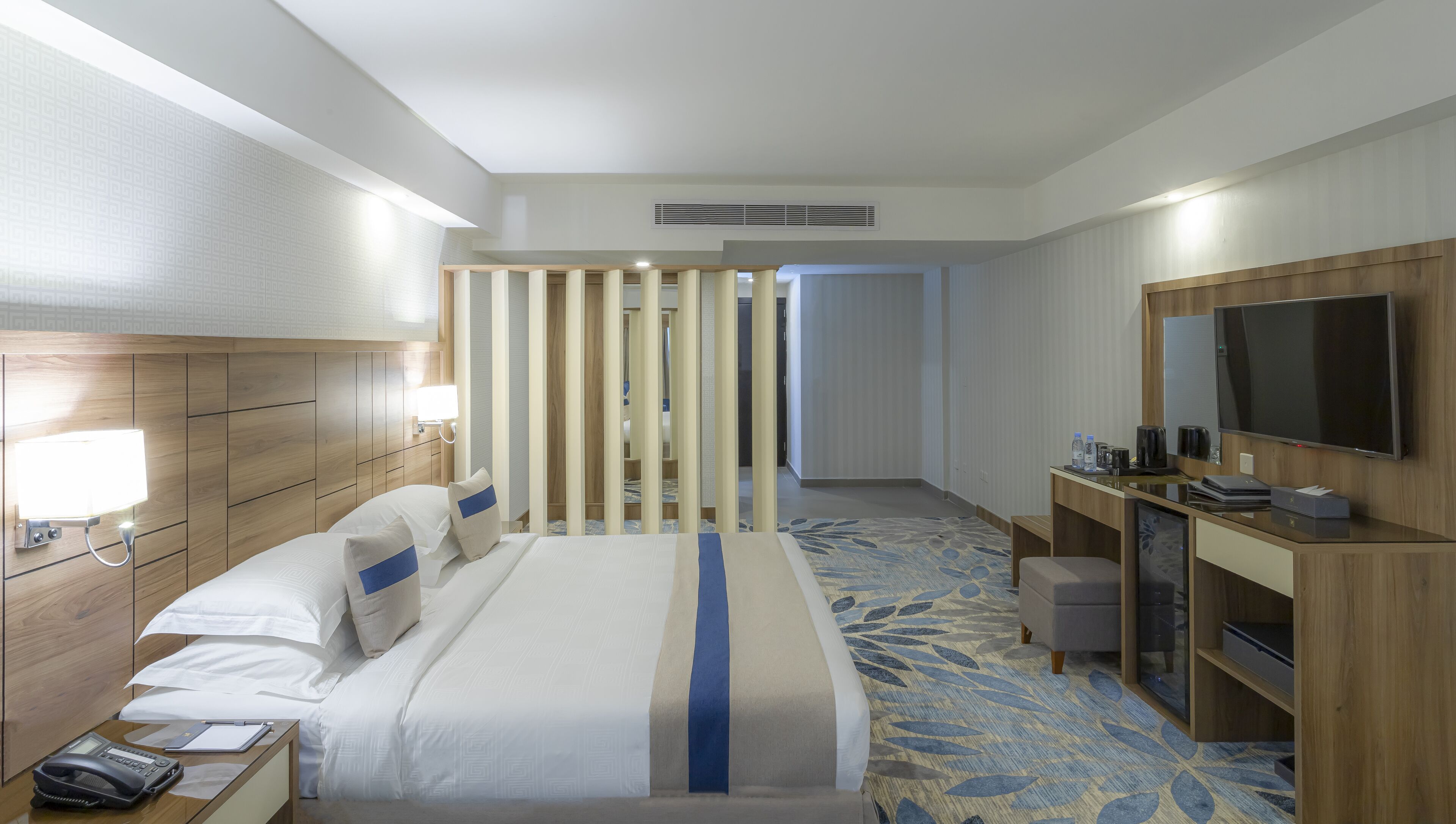 Season Star Hotel 0*