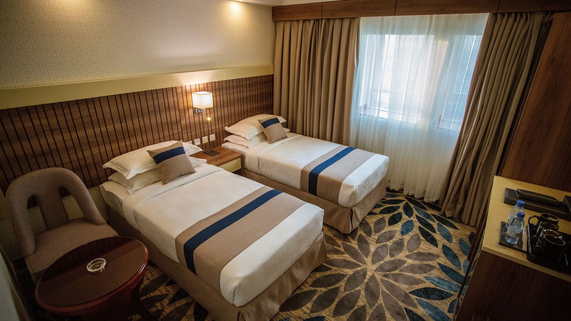 Season Star Hotel 0*