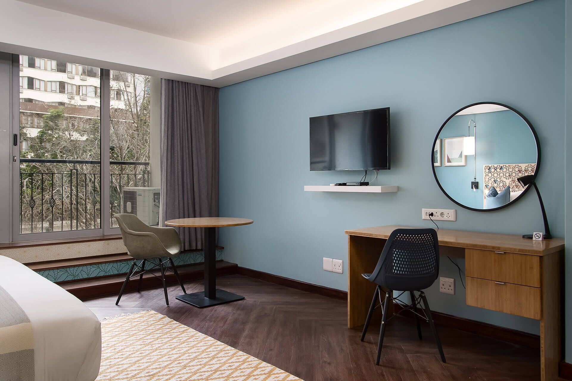 WINK Eaton Square 3*