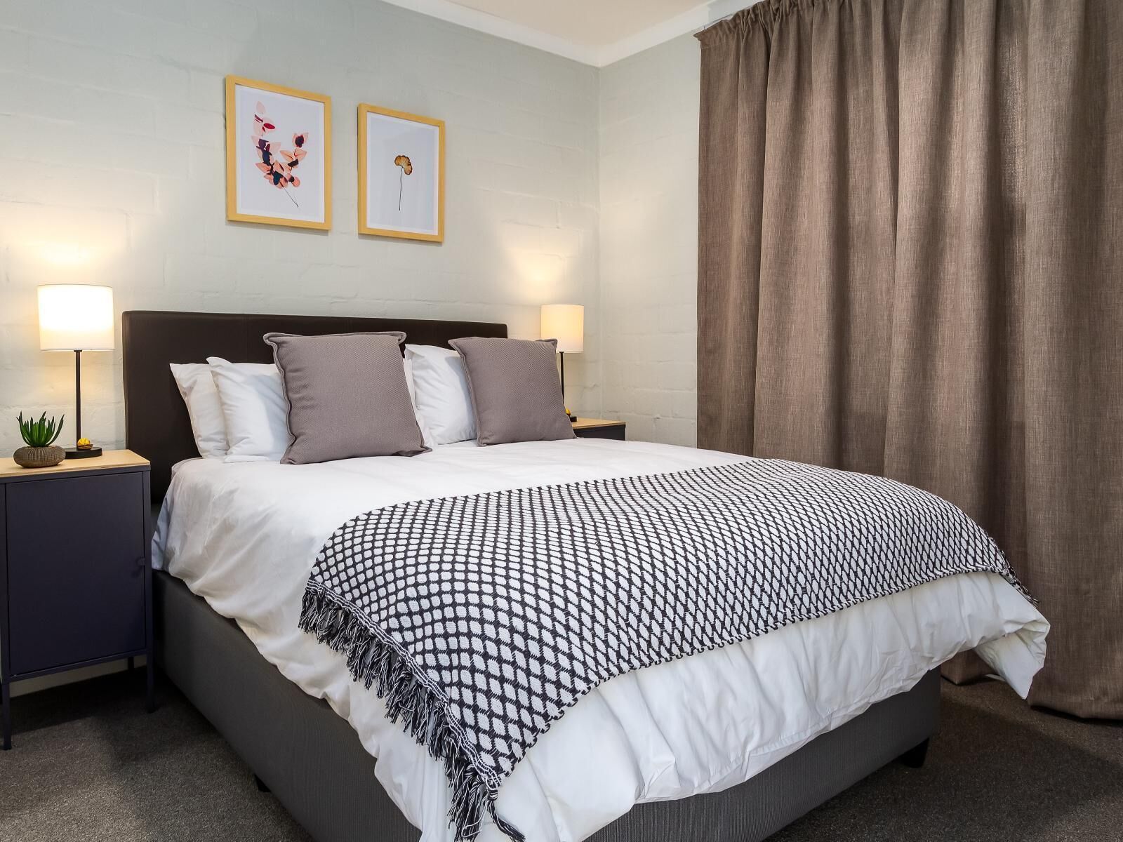 WINK Eaton Square 3*