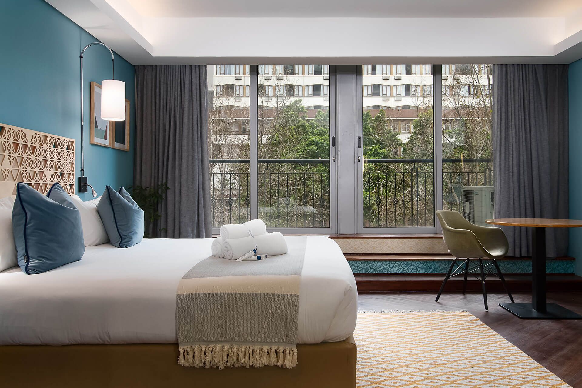 WINK Eaton Square 3*