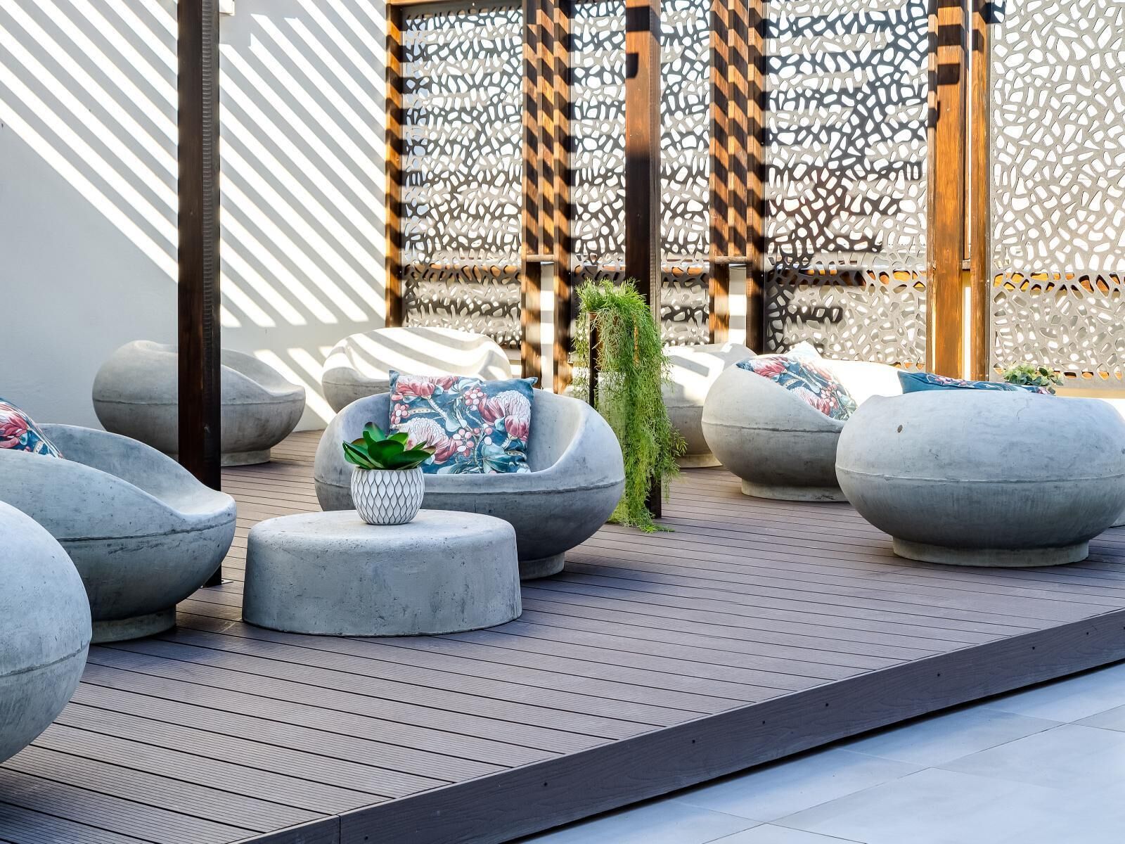 WINK Eaton Square 3*