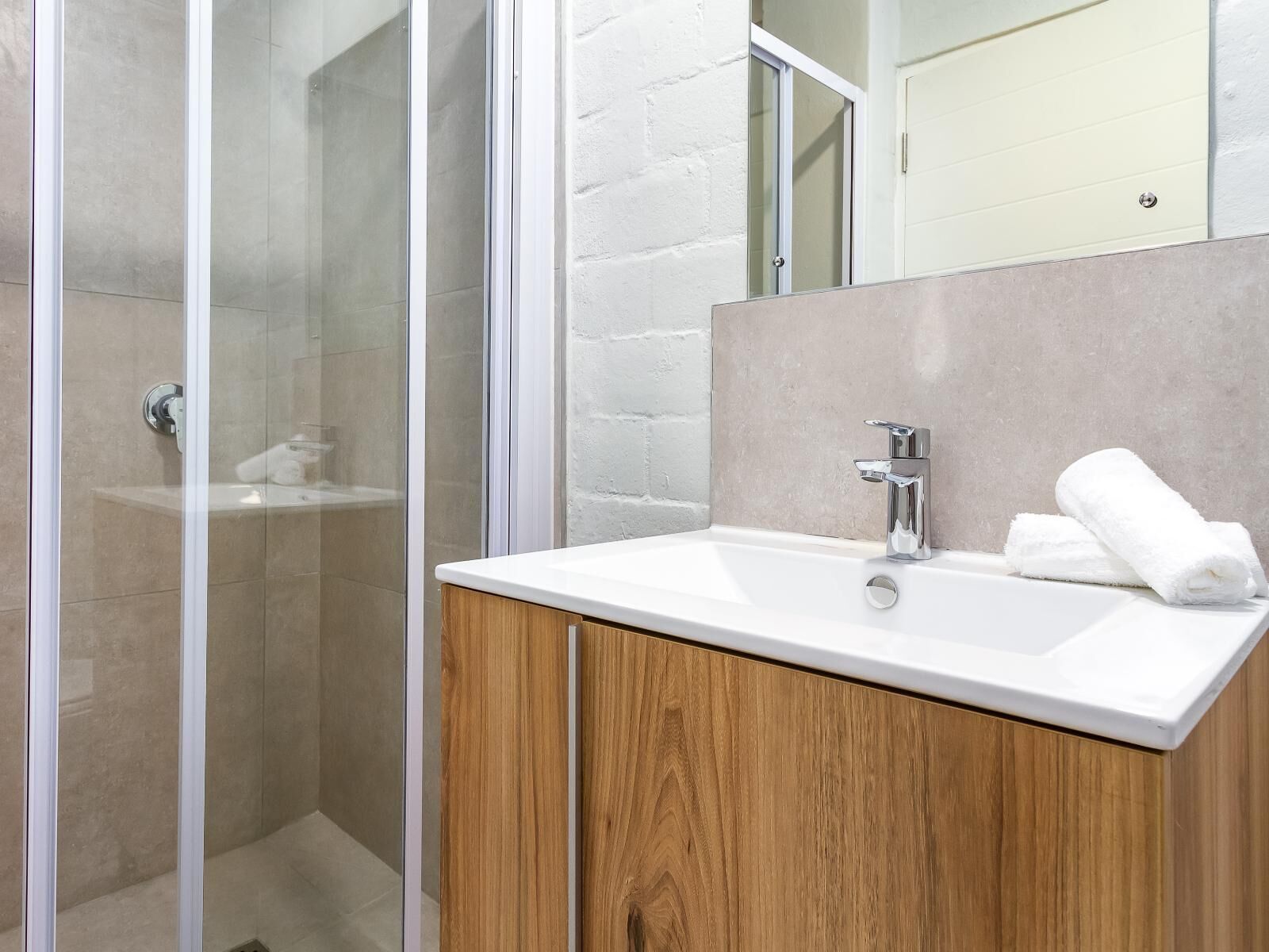 WINK Eaton Square 3*