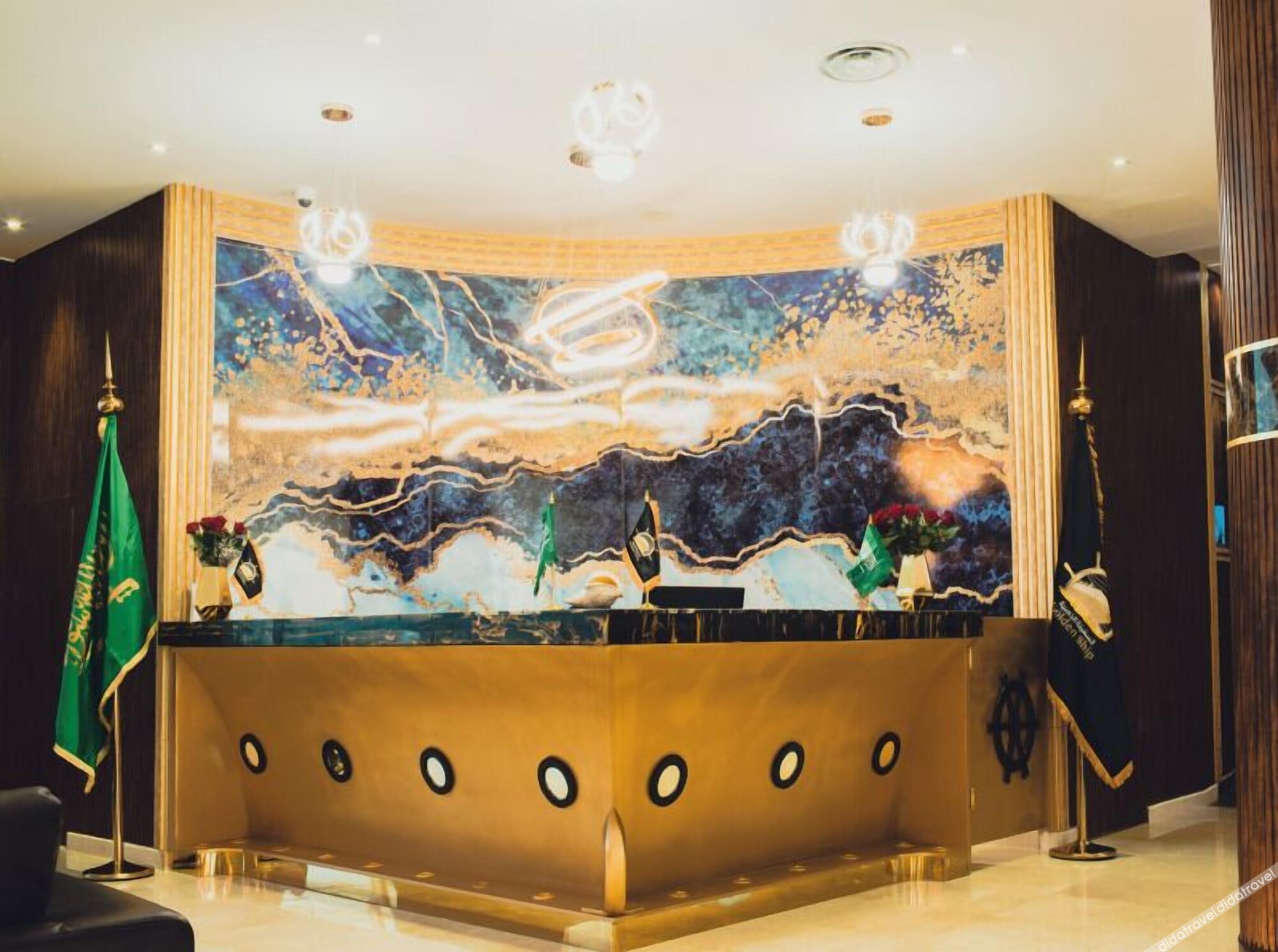 Golden Ship Hotel 4*