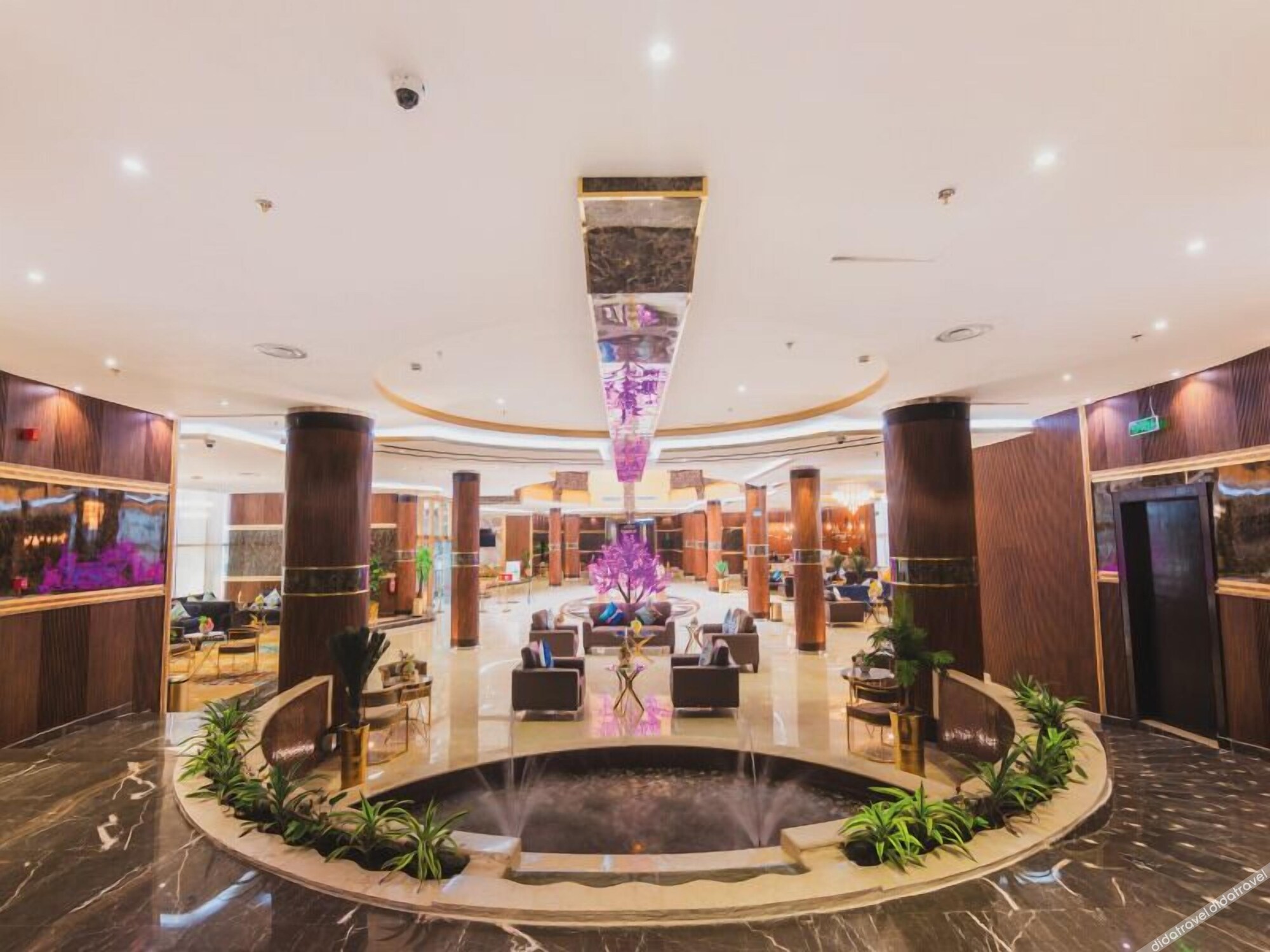 Golden Ship Hotel 4*