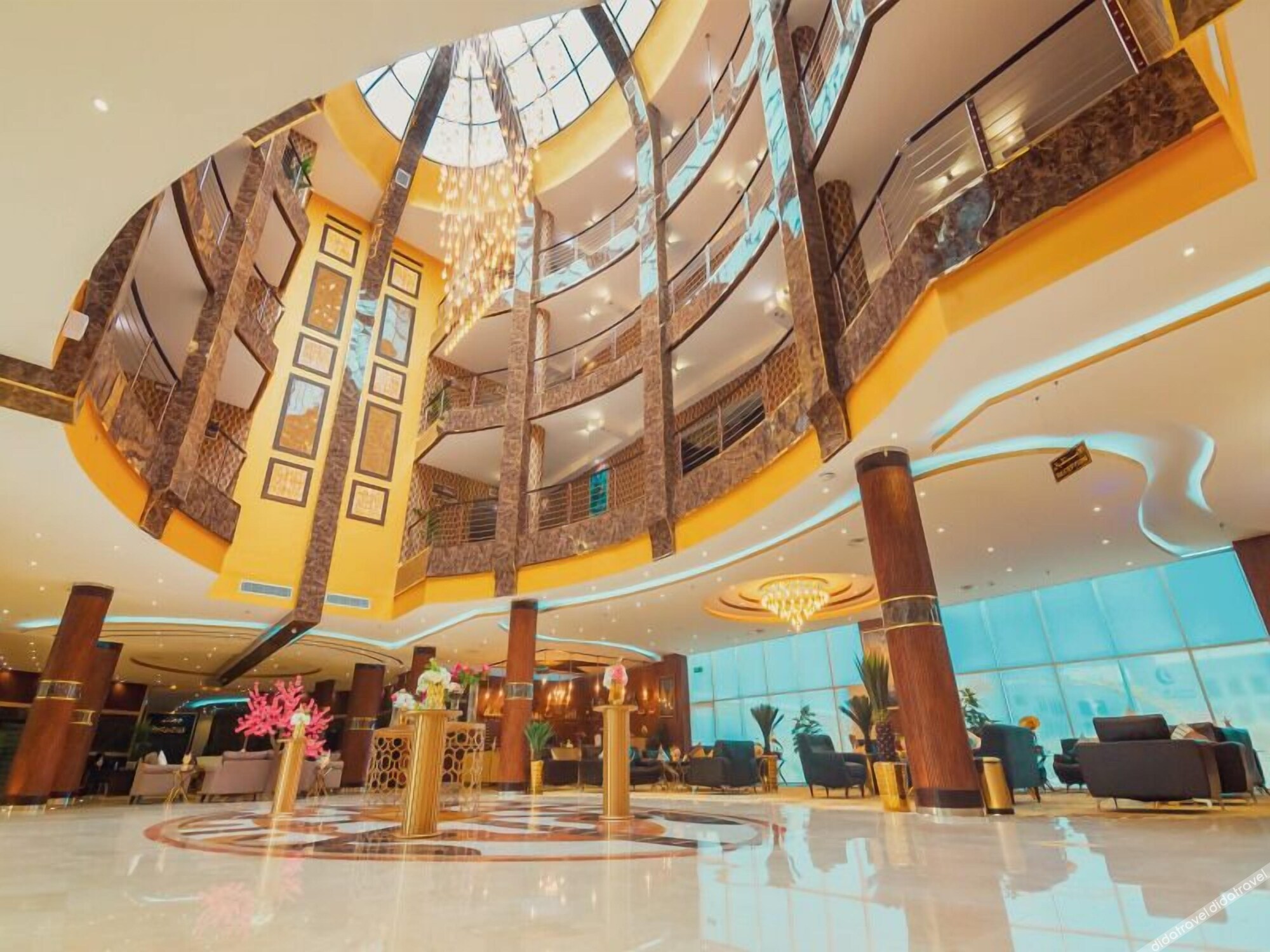 Golden Ship Hotel 4*