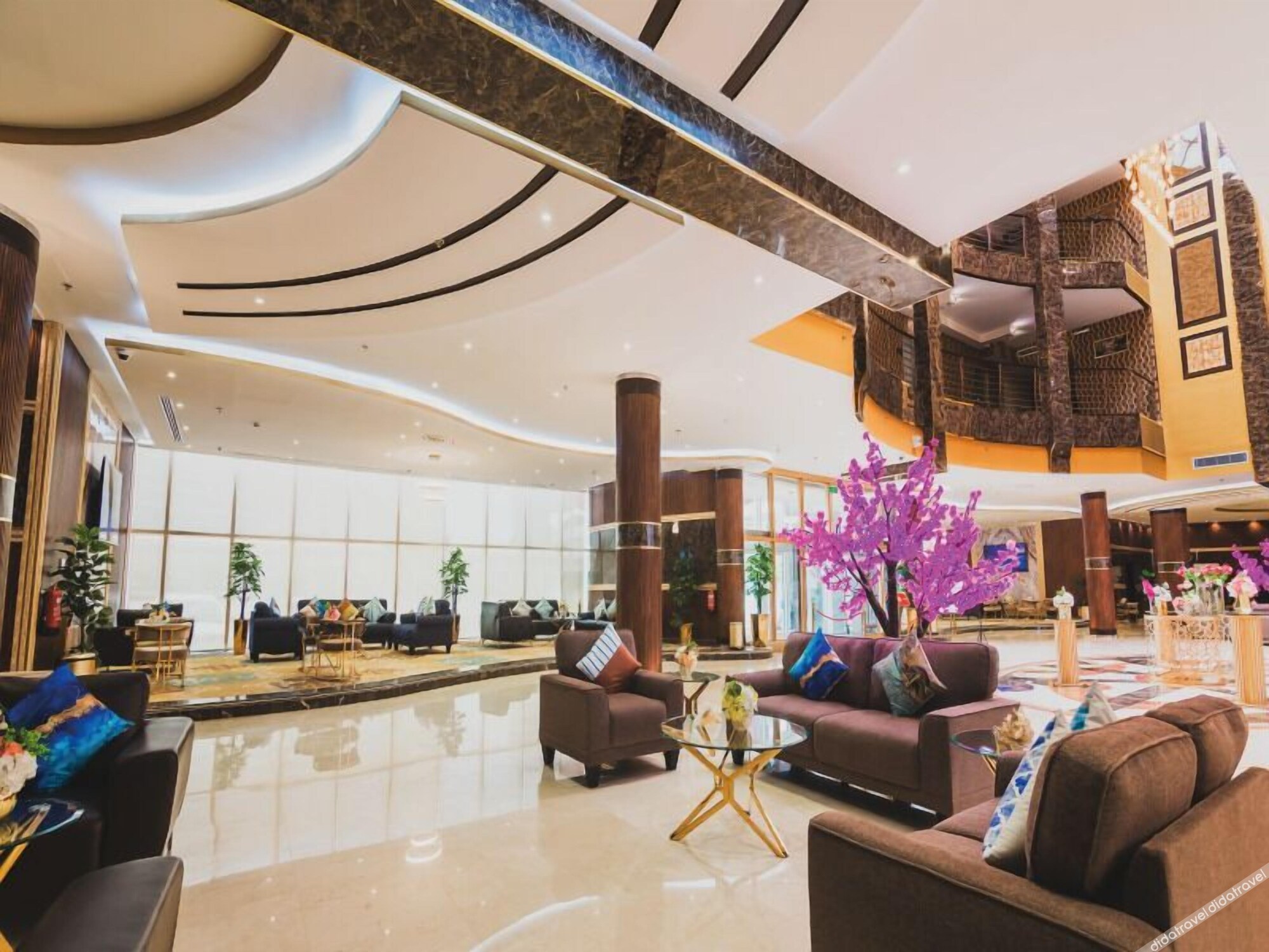 Golden Ship Hotel 4*