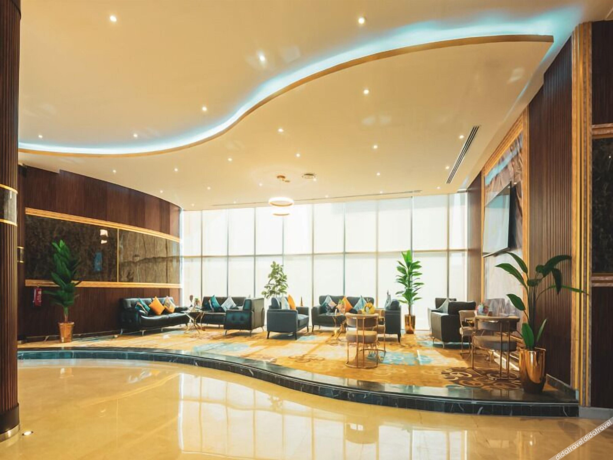 Golden Ship Hotel 4*