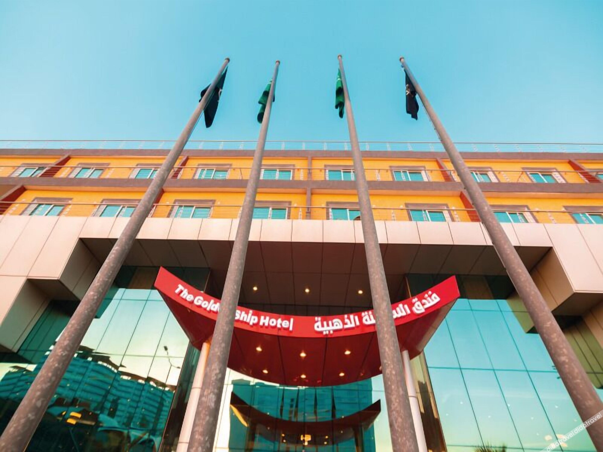Golden Ship Hotel 4*