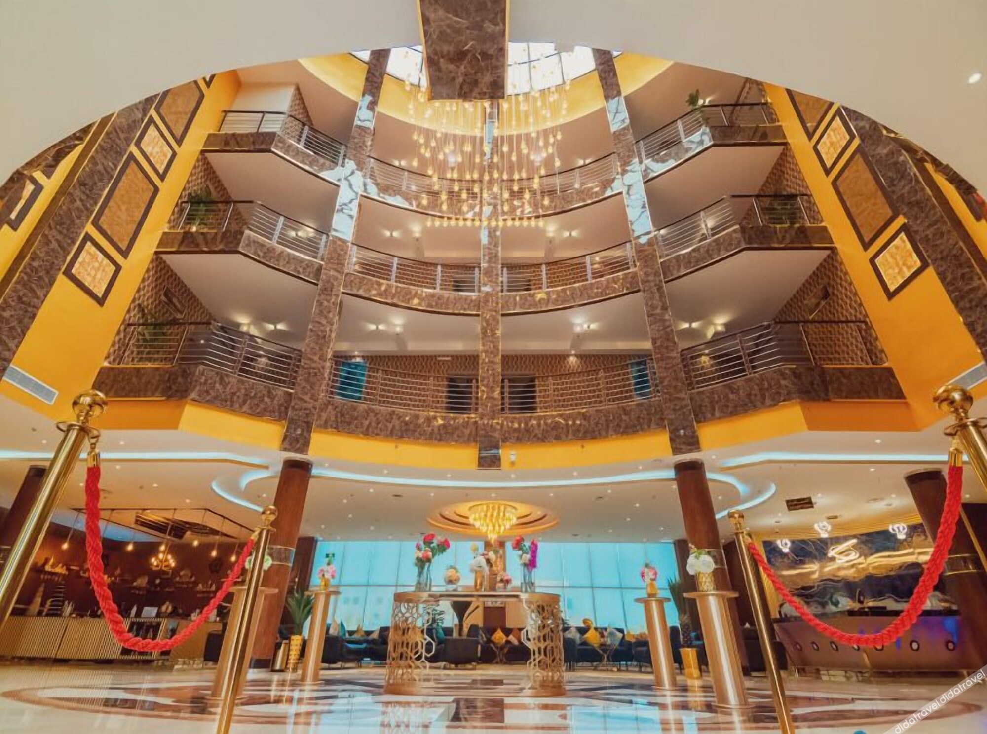 Golden Ship Hotel 4*