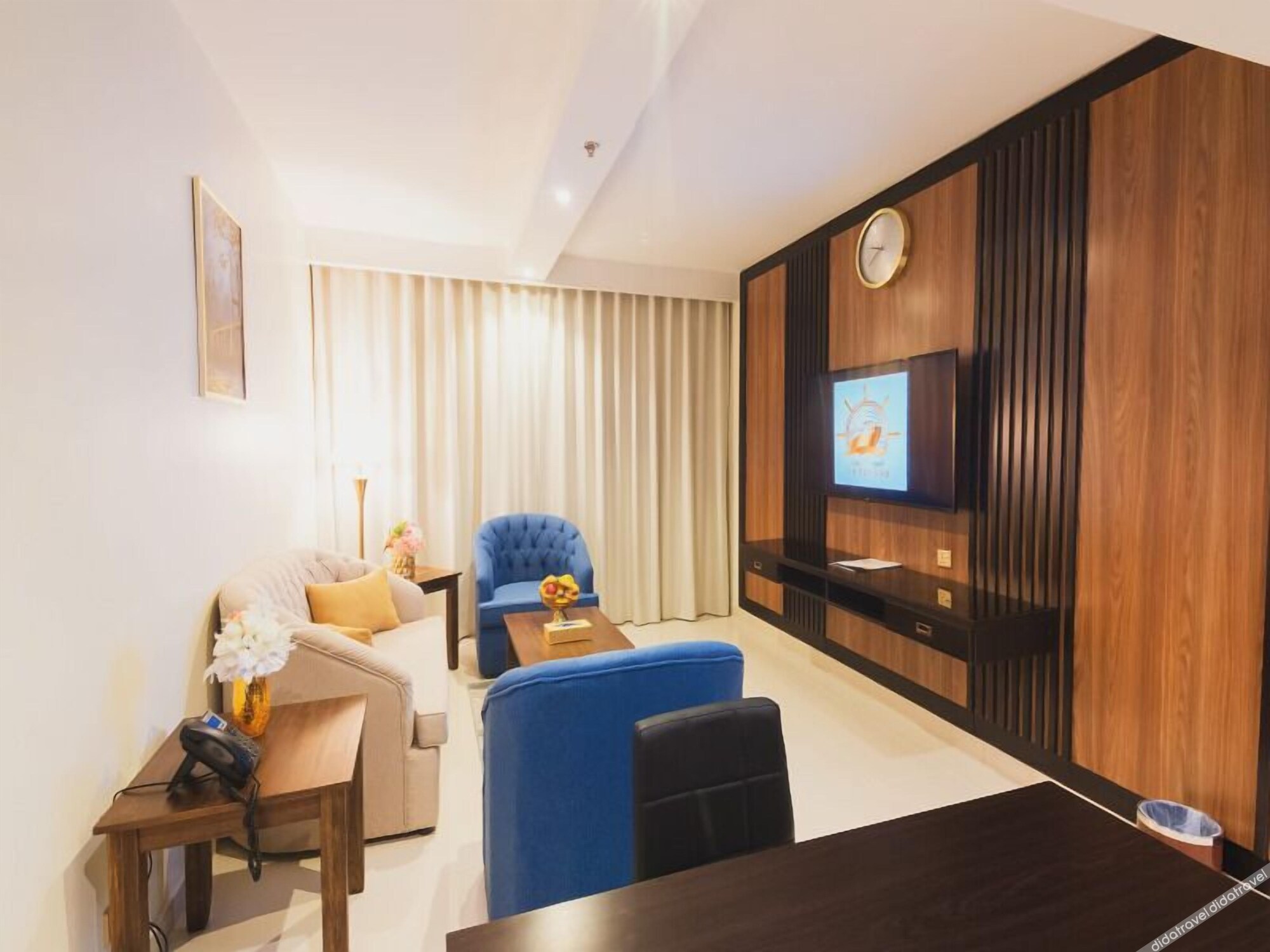 Golden Ship Hotel 4*
