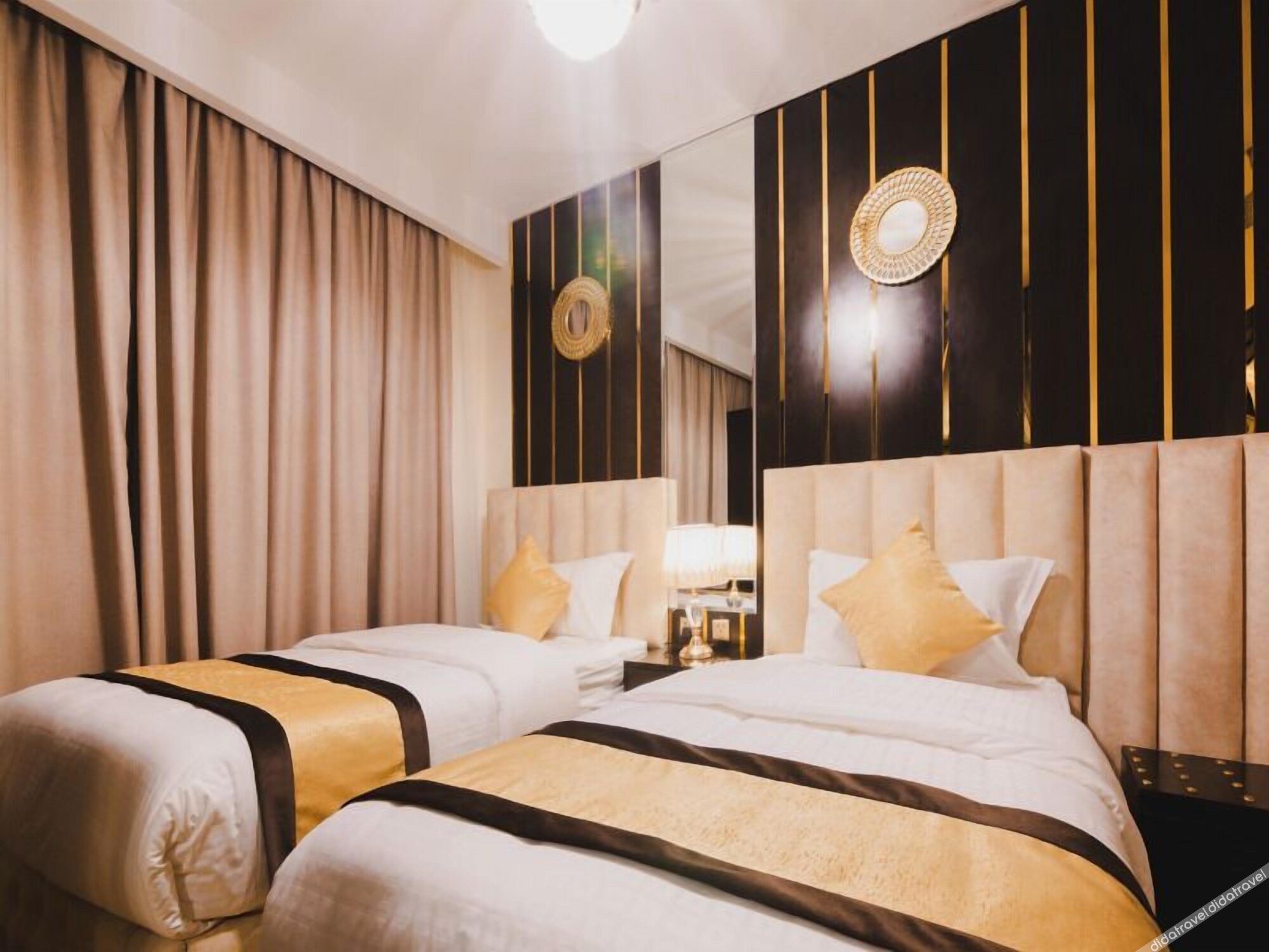 Golden Ship Hotel 4*
